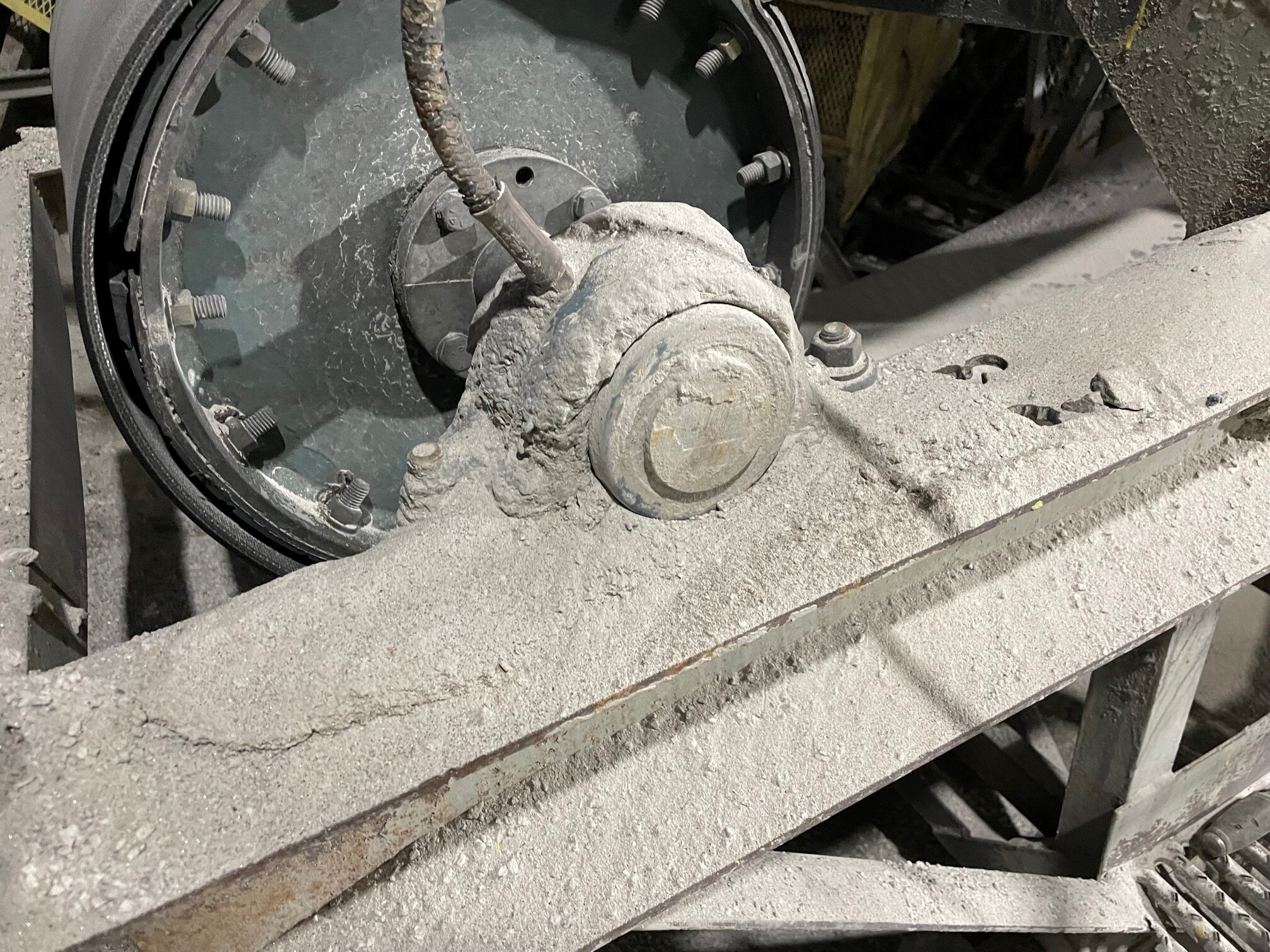 Dirty Brg - No safety cage